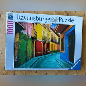 NEW! Ravensburger 1000 piece Colorful Street Puzzle of Spain